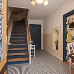 Wanderlust Boutique 3*