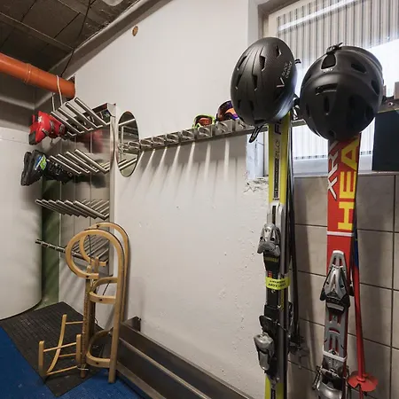 Wanderlust Boutique 3*