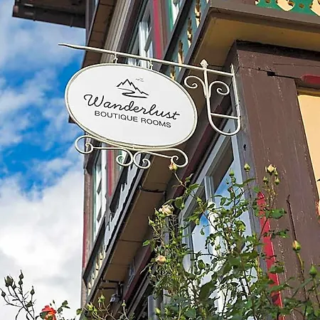 Wanderlust Boutique 3*